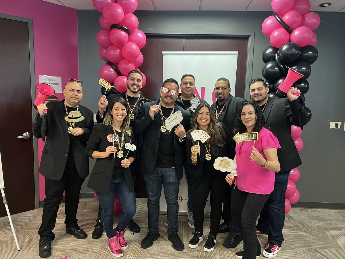 That Spartan Swag at last week’s market strategy meeting. #Spartans #FloridaSouth #HighRollers #TopTierTeam @cjgreentx @TracyNolan_