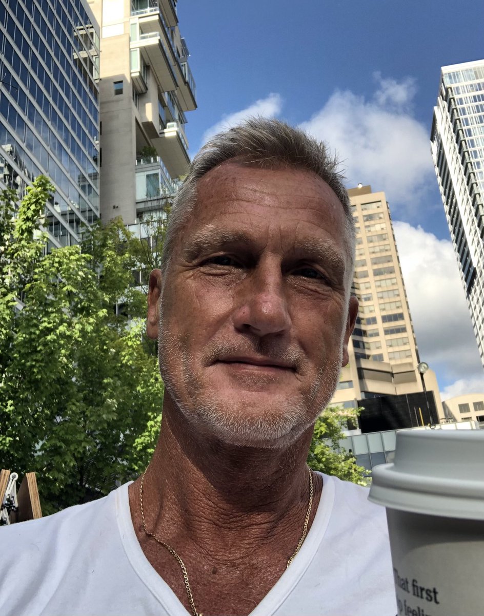 LeoRautins's tweet photo. No better way to start my day than with a coffee &amp; fresh cut with my guy ⁦@phillipe76⁩ ⁦@FiorioYorkville⁩ 😎☀️☕️ https://t.co/H0GletG7qj