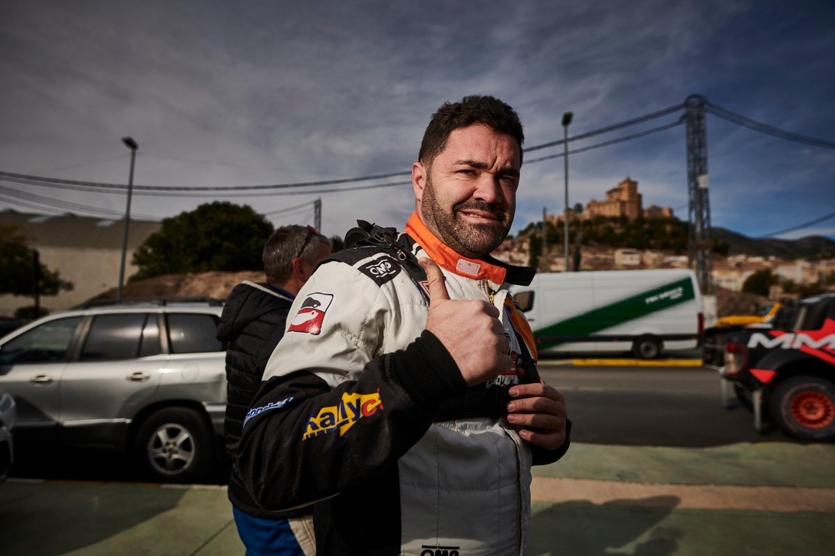 FordSpain's tweet image. Nuestro embajador de #FordRangerRaptor, @GPRcompeticion, vuelve a participar en la @BajaAragon 💥 Estrenará, junto al copiloto Javi Prieto, el impresionante Buggy GPR22, impulsado por nuestro motor #FordEcoBoost. ¡Os esperamos en Teruel los días 22, 23 y 24 de julio! #GPRsport
