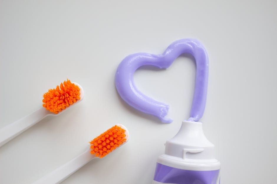 MDAC01's tweet photo. Children should brush their teeth with a child-sized toothbrush that has soft bristles. More tips at
https://t.co/hgbOCLiWU3 #parenting #tipoftheday #ASTDD https://t.co/zviPSzehp1