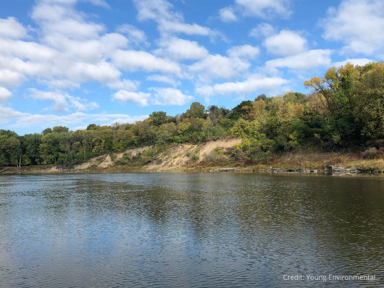 LowerMinn's tweet photo. Does your property have #steepslopes? The @LowerMinn has information to help you #manage your #vegetation to keep your #property safe and #beautiful. https://t.co/uzLAg3tiT6 https://t.co/nVkTa4jdBi