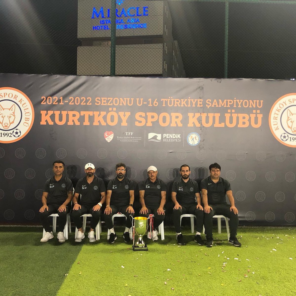 Kurtköyspor hocaları