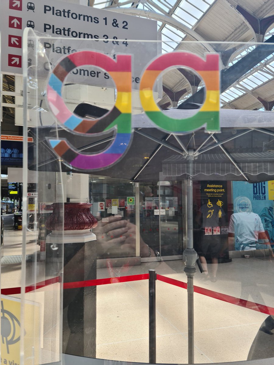 chuckleoftheday's tweet photo. @NorwichPride @greateranglia @GreaterAngliaPR 
Small display for #NorwichPride2022 #standforlove #Pride2022 🌈🌈🌈 https://t.co/jmA8ql0Q5P