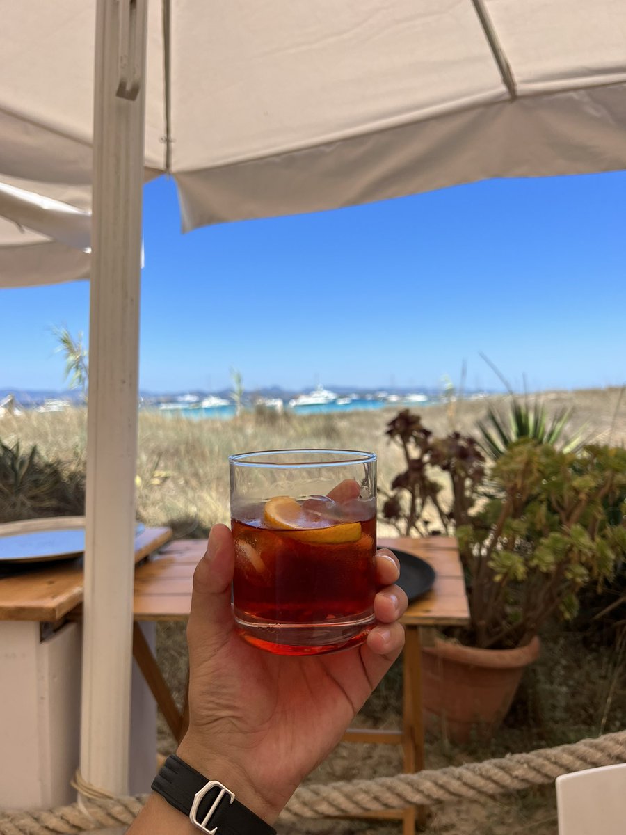 stillipay's tweet photo. Juan &amp; Andrea nice restaurant where I took a few Negroni’s https://t.co/TKmIhFR3rh