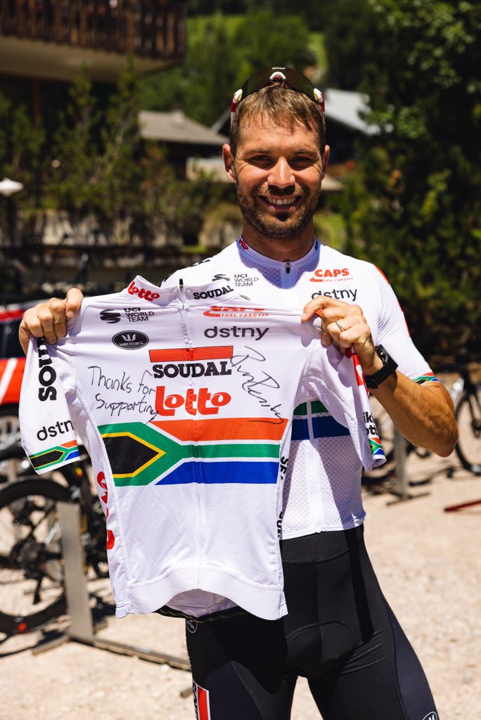 ReinvanRensburg's tweet photo. Looking to get your hands on this jersey!! It will be up for Auction next Monday. All proceeds will go to a friend’s daughter, who is suffering from a rare disease, to aid her medical bills.
Details to be released soon!! https://t.co/VsvUGdB56l
