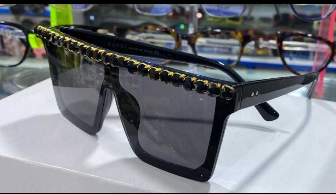 Dogy0wNOJNxJFvV's tweet photo. Designer shades    available    Vist our store   or call 0702 145956 https://t.co/3whyxvpLTT