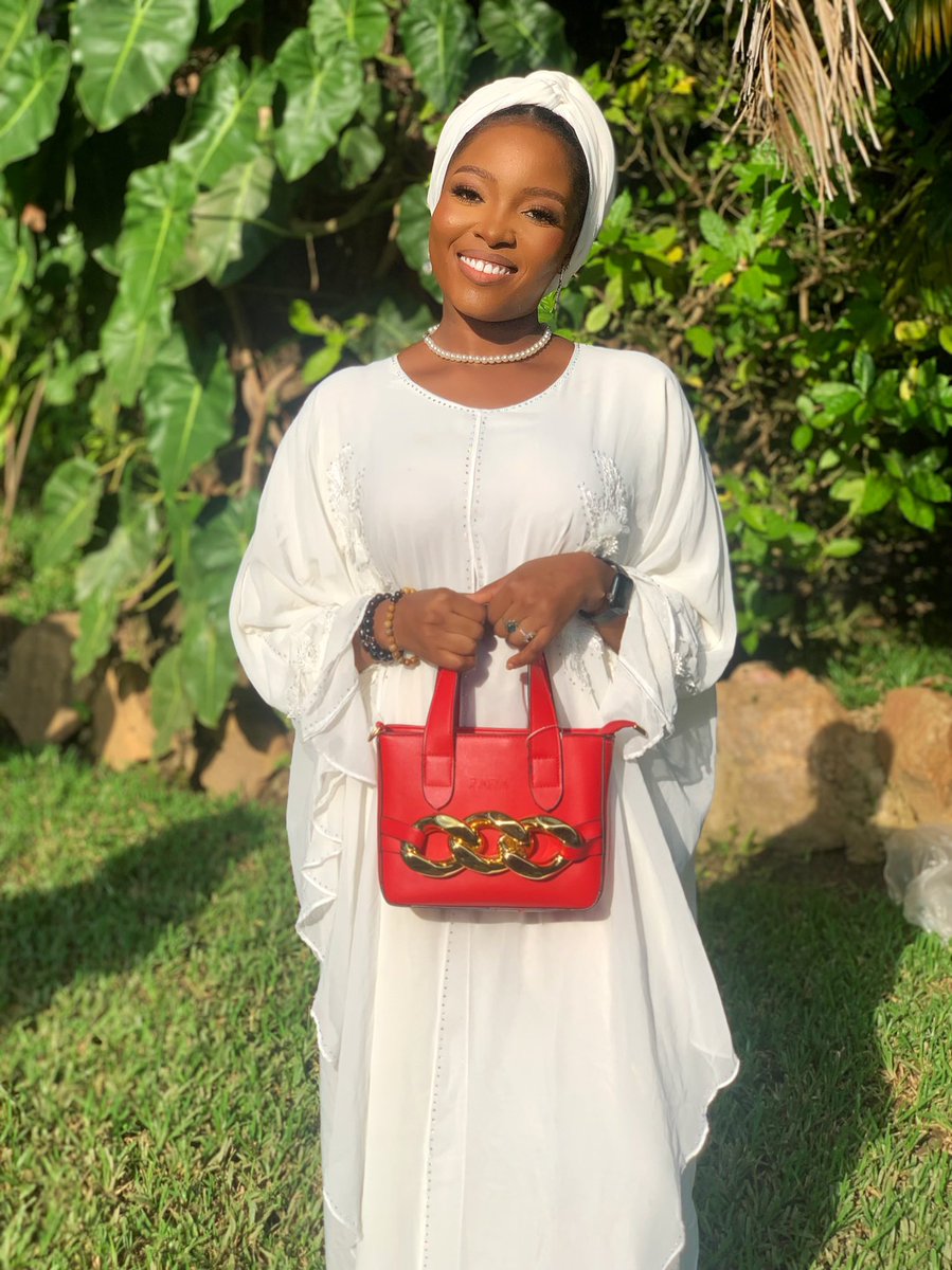 itz_moyosore's tweet photo. Eid mubarak🎊🎉🥳 https://t.co/bp47mE1sVT