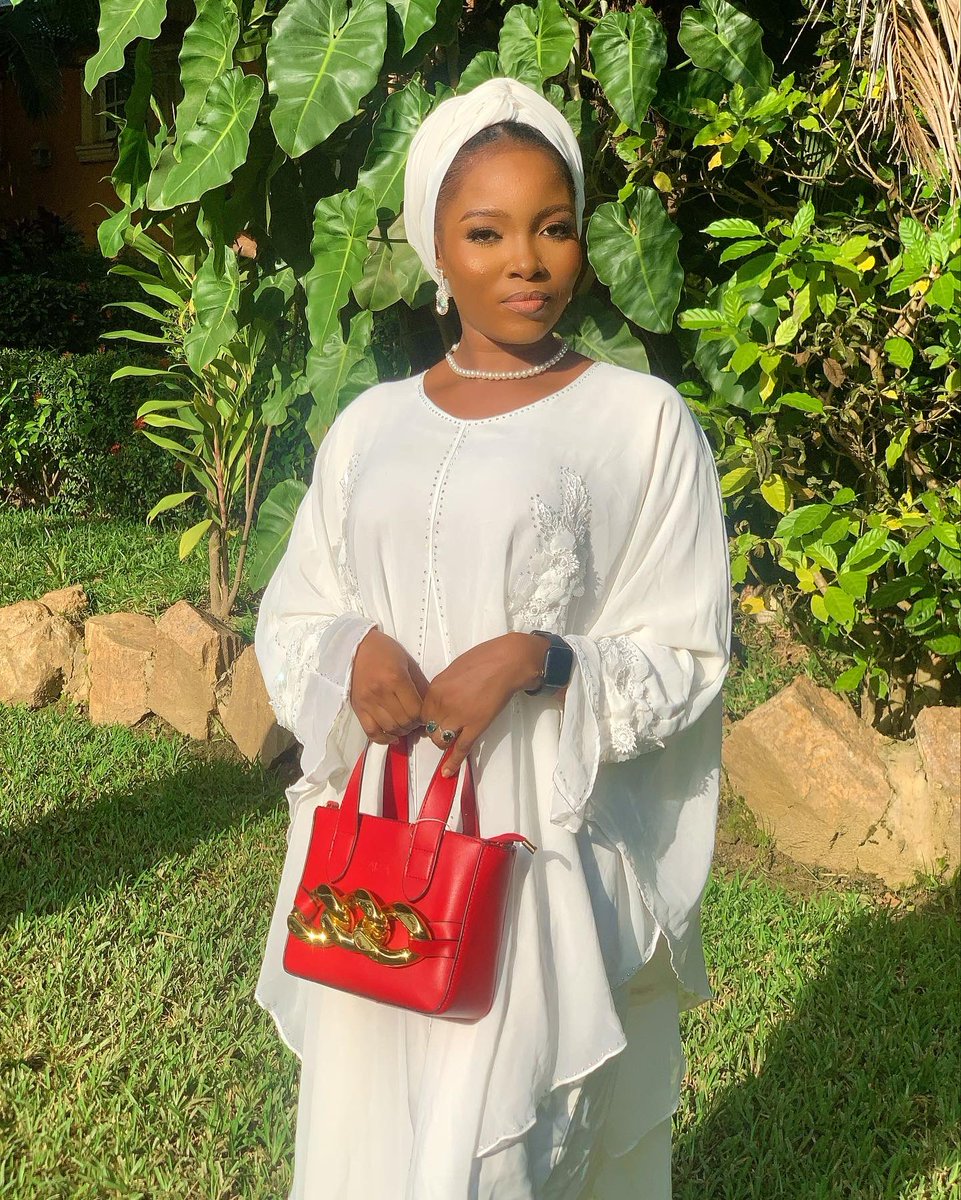 itz_moyosore's tweet photo. Eid mubarak🎊🎉🥳 https://t.co/bp47mE1sVT