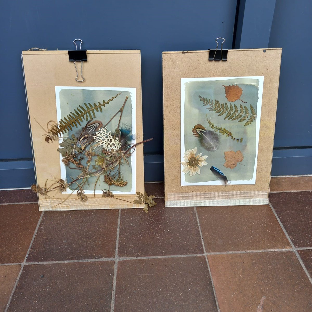 DLLCelfArts's tweet photo. Great weather for a cyanotype workshop with @BenDavisCreate at Canolfan Ni Corwen @office_sdcp with Men Make and Meet group #CreativeWellbeing https://t.co/qjWheLy9OO