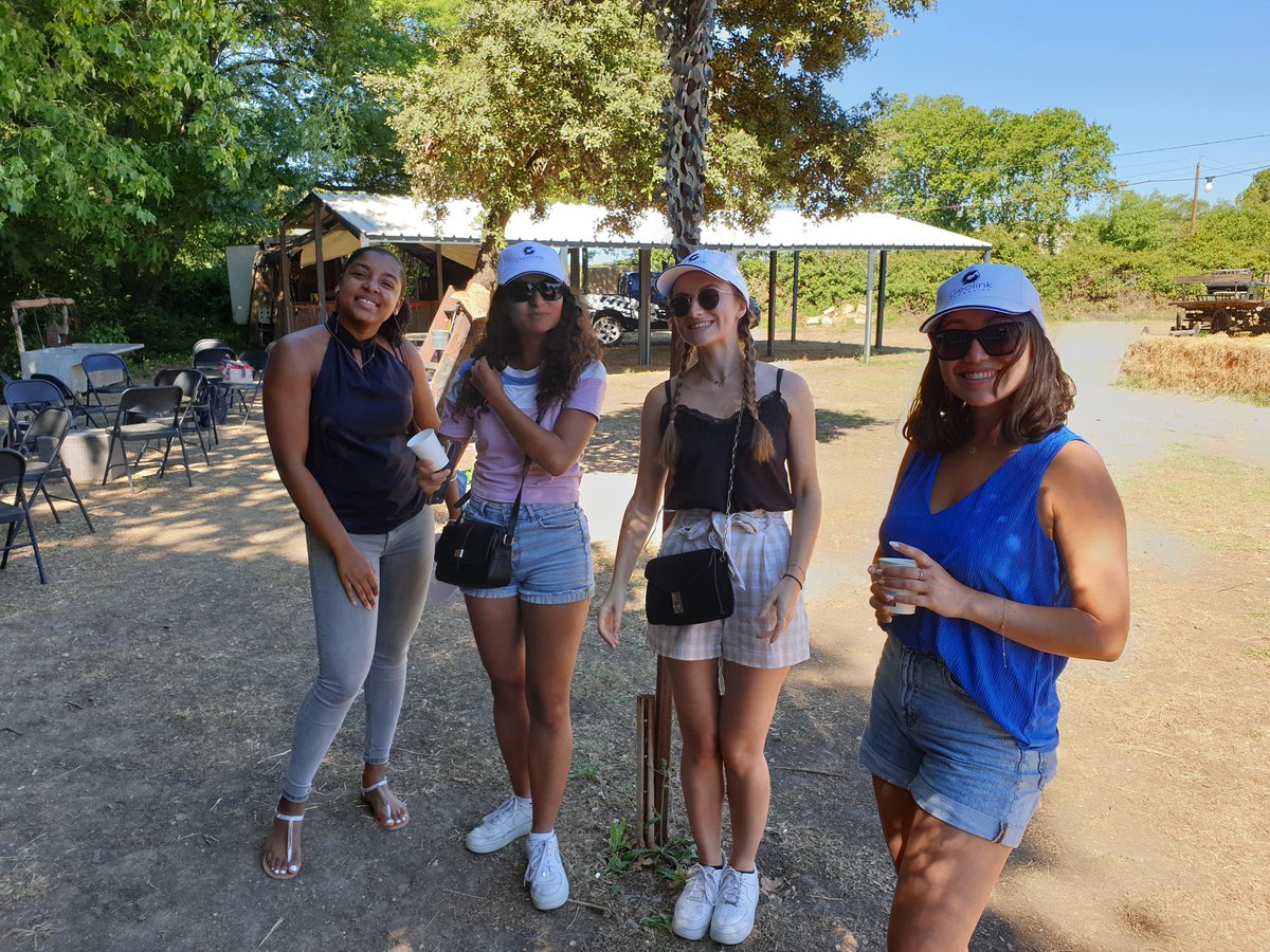 GeolinkFrance's tweet image. Préparer l&apos;avenir au cours d&apos;un séminaire placé sous le signe de la convivialité !