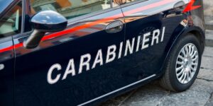 forzearmateeu's tweet photo. Un nuovo post (4 carabinieri feriti in inseguimento e arresto ladri) è stato pubblicato su https://t.co/ihMx6VoDOQ - InfoDifesa e Forze di Polizia - https://t.co/ZR1I1DakzH https://t.co/YspfThDDVd