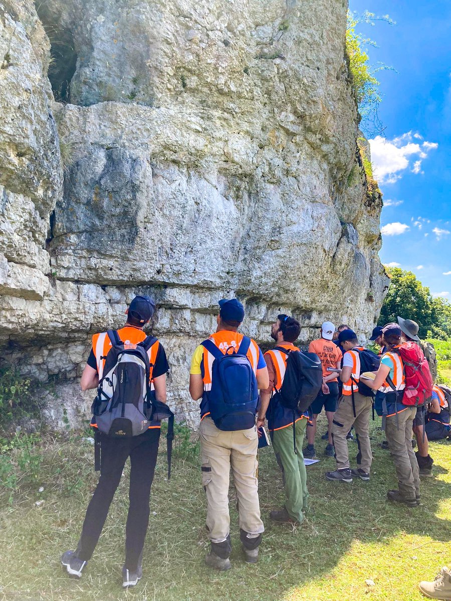 458Energy's tweet photo. 🔎Notre équipe Géosciences a réalisé son premier field trip dans le Doubs, sur la zone qui sera, nous l’espérons, celle de notre 2nd Permis Exclusif de Recherches #hélium, gaz carbonique et connexes!
👉Un beau travail d’équipe qui ne fait que conforter notre intérêt pour la zone! https://t.co/iNxWDu4Oy9