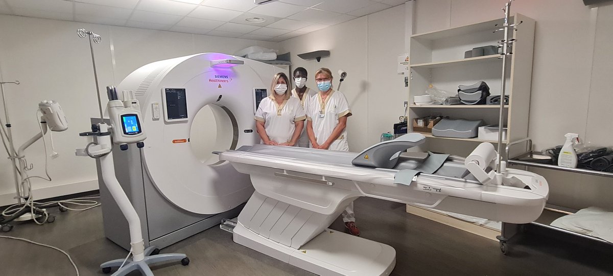 CHSud77's tweet photo. Les équipes du service d'imagerie médicale du site de #Montereau-Fault-Yonne sont fières de vous présenter leur nouveau scanner dernière génération 😊💪
#performance #plateautechnique #Imagerie https://t.co/Lu9cZvobWY