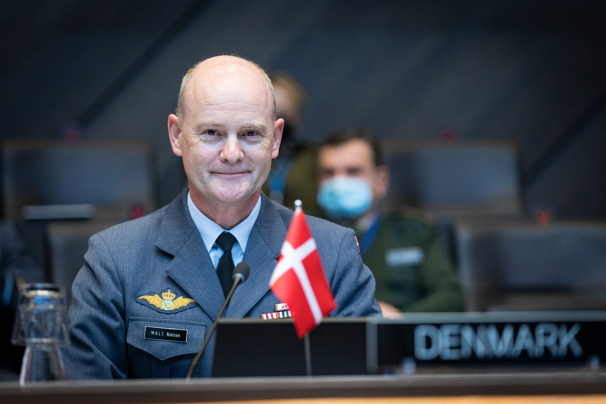 NATO_PASCAD's tweet photo. Lieutenant General Nielsen elected new Commandant of the NATO Defense College - https://t.co/XxPJmojISP https://t.co/uUqGX7OB0W