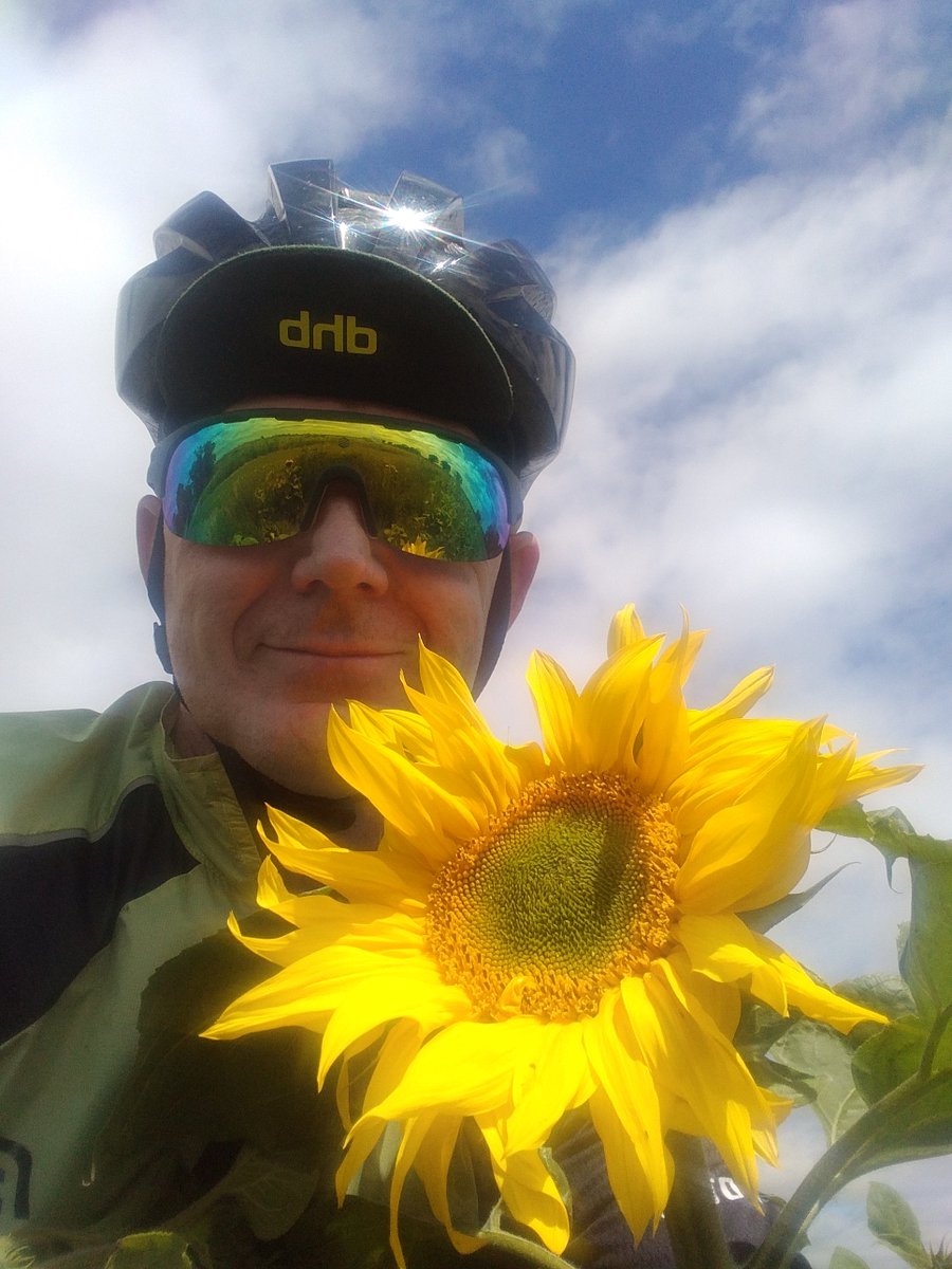 innerglory's tweet image. Happy day.