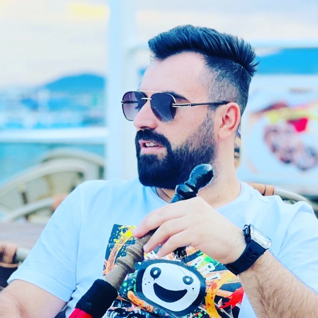 Tun0007's tweet photo. #YeniProfilResmi https://t.co/Me9kIfnZOA