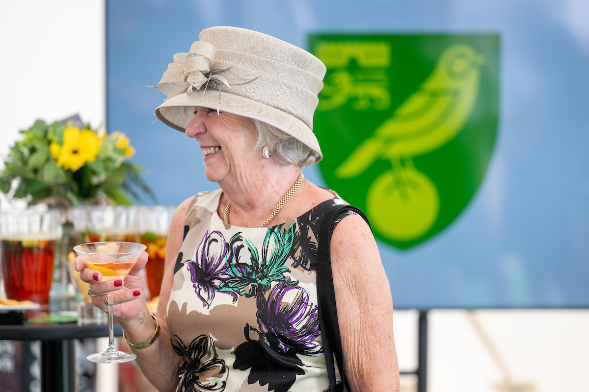 Carrow Road Stadium tweet media