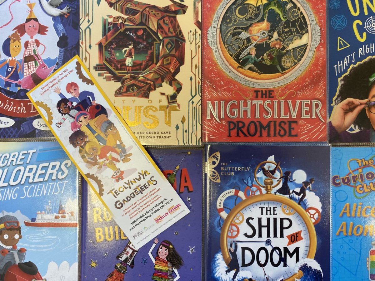 Discovermore's tweet photo. Get ready to read!
@readingagency
@sciencemuseum
@SwanseaCouncil
@LibrariesWales
#SummerReadingChallenge2022 #SwanseaLibrariesSummer #TheReadingAgency
#SRC2022 #SummerReadingChallenge #Gadgeteers #SRC
#MyLibrary #LibraryByTheSea #LoveSwansea https://t.co/L91pmjpfRn