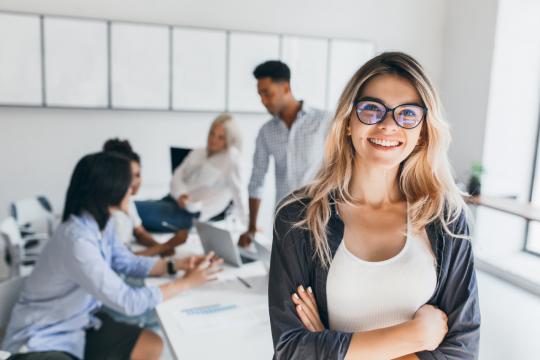 Seviempleo's tweet photo. Empleo destina 120 millones en incentivos para la contratación de 13.330 jóvenes desempleados/as
https://t.co/ZpiN4CJMHD
El programa Joven Ahora facilitará a los ayuntamientos ayudas de 9.000 euros por contrato en proyectos de hasta 8 meses
#AndalucíaEmpleo #ProgramaJoven https://t.co/i5SxWkfF3P
