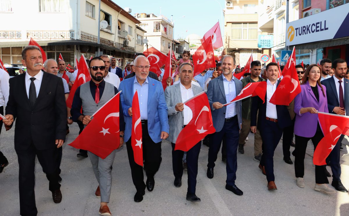 HATAY'IN BELEDİYE BAŞKANLARI VE SN MİLLETVEKİLİ SABAHAT HANİMLA BERABER ÇİLEK 🍓 FESTİVALİ YÜRÜYÜŞÜ