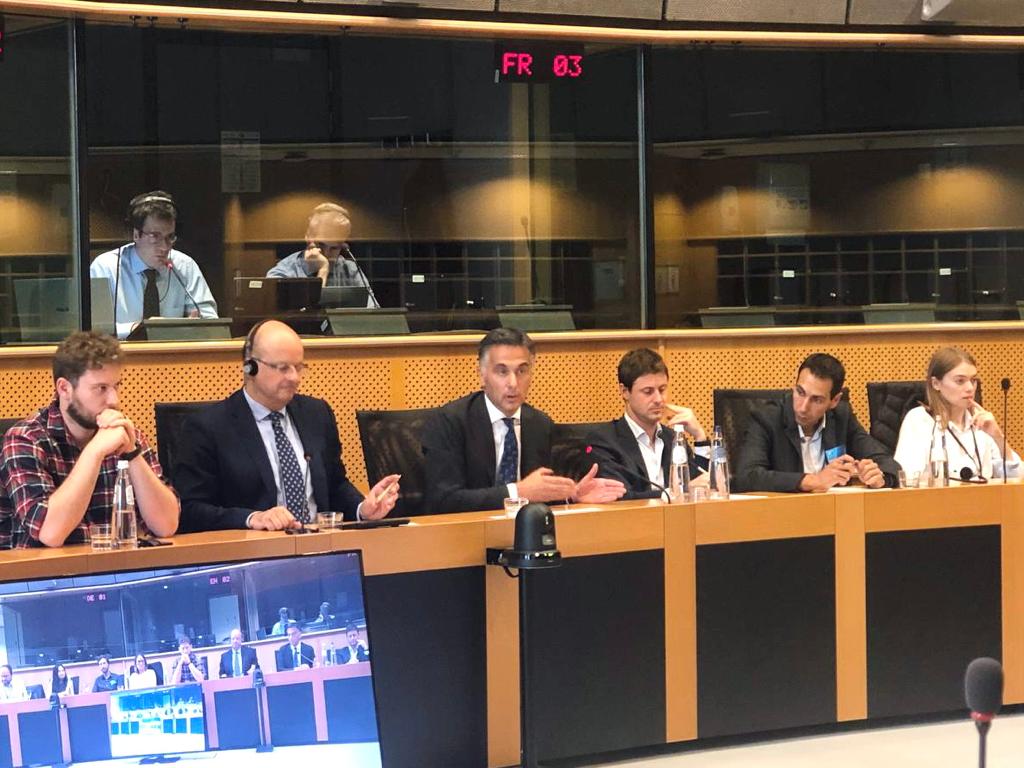 Yesterday at the roundtable with #space stakeholders on #SecureConnectivity, the new programme for which I am @EPPGroup shadow rapporteur. 1/2