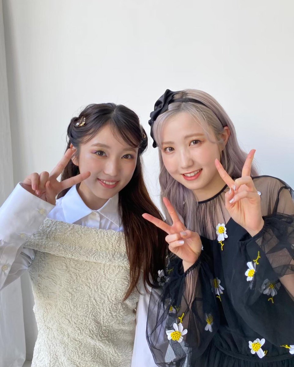 nh_file's tweet photo. 👭🏻 https://t.co/WyZ4xSJ2IV