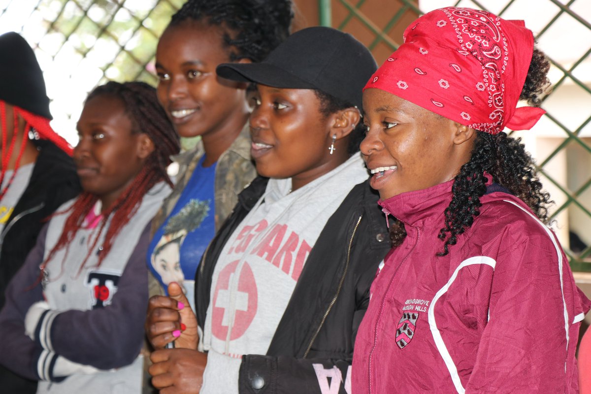 LVCTKe's tweet photo. "Our values influence our behavior. Making the right values determines how we will turn out," Philis Awimbo, LVCT Health HR Officer addressing DREAMS girls at Riabai site. 
#LVCT@20
#GirlEmpowerment
#DREAMSRiabai
#20YearsOfImpact https://t.co/UD5xbukEGv