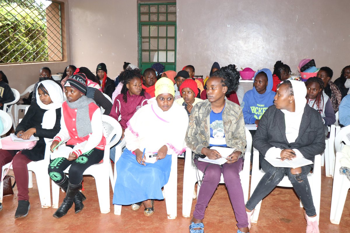 LVCTKe's tweet photo. "Our values influence our behavior. Making the right values determines how we will turn out," Philis Awimbo, LVCT Health HR Officer addressing DREAMS girls at Riabai site. 
#LVCT@20
#GirlEmpowerment
#DREAMSRiabai
#20YearsOfImpact https://t.co/UD5xbukEGv