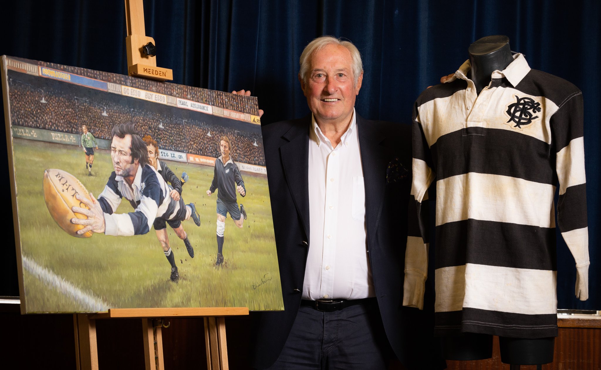 Penblwydd Hapus Gareth!

A very happy birthday to the one and only Sir Gareth Edwards, who turns 75 today. 