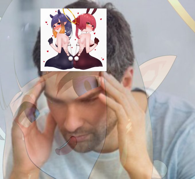 AHH SHIT THAT JUICY ASS...💜🥵❤️ 