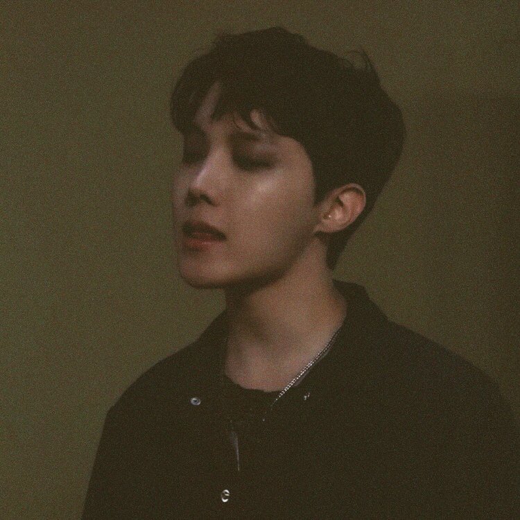 218stills's tweet photo. on my knees for him https://t.co/3zkzCisBeS