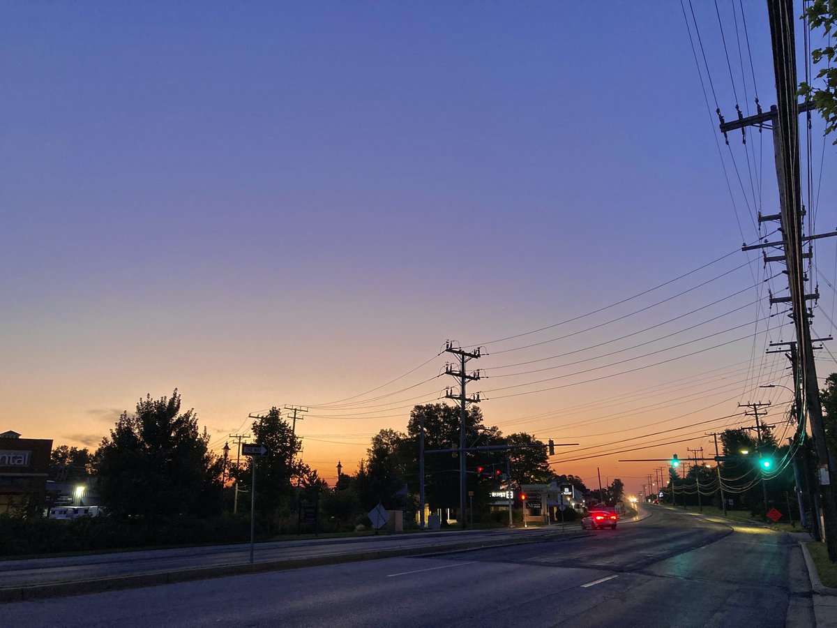 erick_ferris's tweet image. #CloudFree #Sunrise in #Towson on Joppa Road! #MDwx #GMM2 🌅🌞