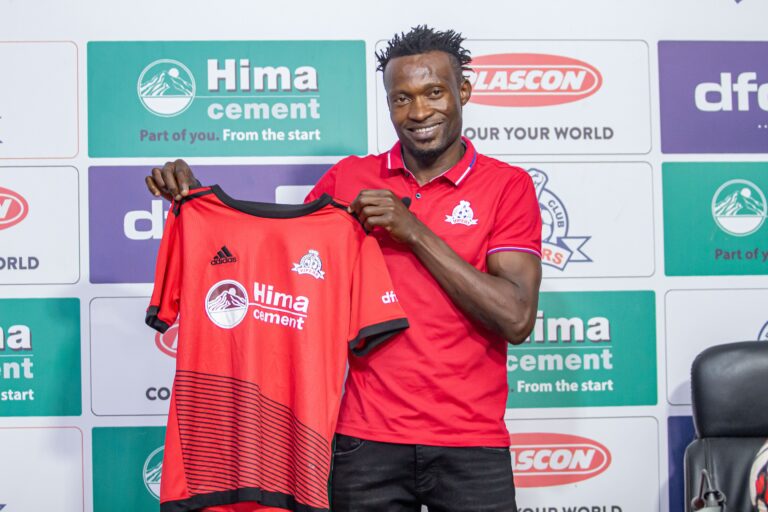 SportsNationUg's tweet photo. Alfred Mudekereza: Another Congolese Joins @VipersSC
Full Story - https://t.co/FB0FmuujL5
#SportsNationUpdates https://t.co/gUDY4lxjhy