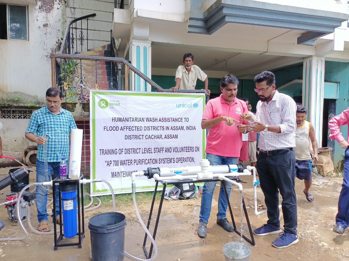 OxfamIndia's tweet photo. #Assamfloods | We are on the ground with @UNICEFIndia @sdma_assam  

We trained #PHED staff to operate and maintain AP 700 water purification system, and conduct output water quality check in #Cachar, Assam. #DisasterPreparedness @dccachar https://t.co/zwecSTz3Ha