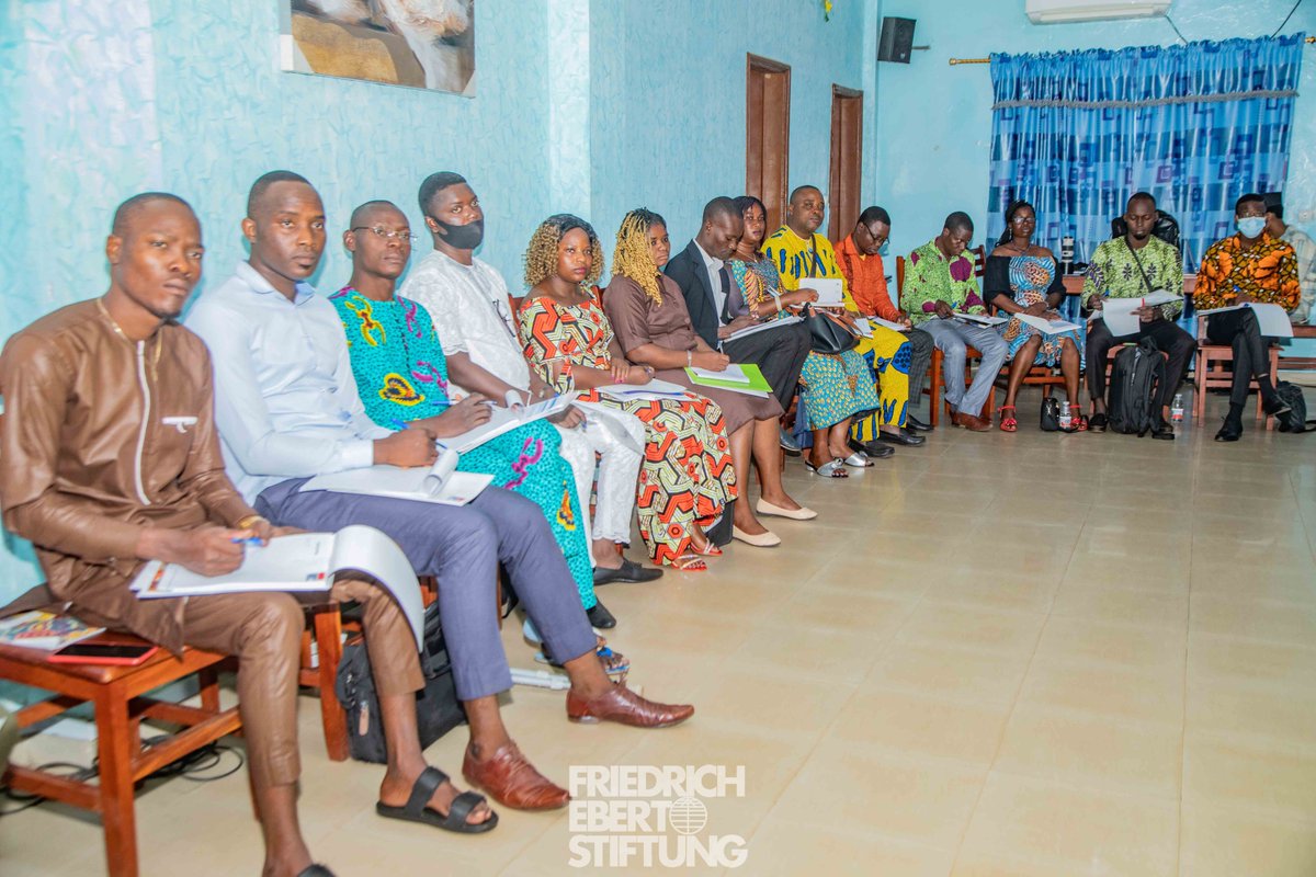 Fes_Benin's tweet photo. À #Parakou, démarre ce mardi 12 juillet 2022, la 2e session de l’Académie Syndicale 2022 de la Fondation Friedrich Ebert Bénin en partenariat avec les Centrales Syndicales. 
#2session
#AcadémieSyndicale2022 https://t.co/tUaCunWWjb