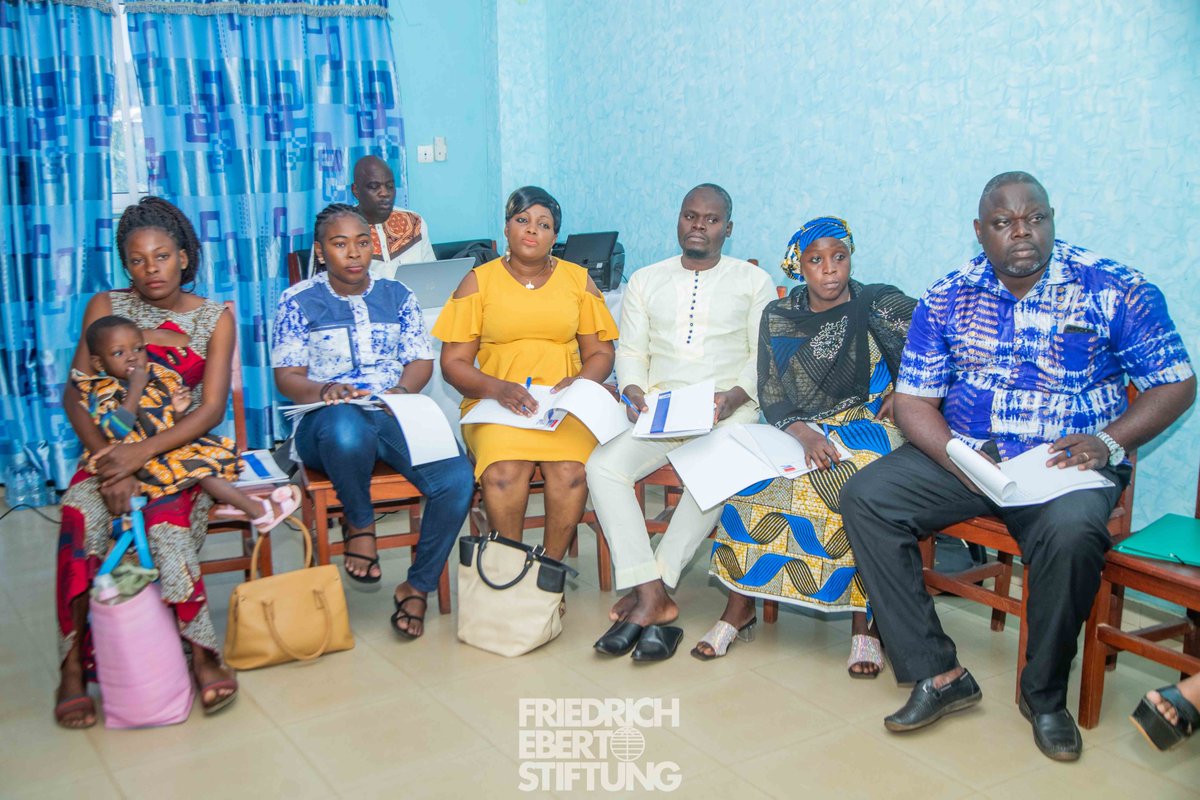 Fes_Benin's tweet photo. À #Parakou, démarre ce mardi 12 juillet 2022, la 2e session de l’Académie Syndicale 2022 de la Fondation Friedrich Ebert Bénin en partenariat avec les Centrales Syndicales. 
#2session
#AcadémieSyndicale2022 https://t.co/tUaCunWWjb