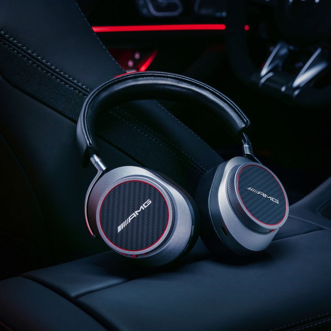 OyomwanO's tweet image. Heard about the @MercedesBenz and @MercedesAMG headphones/earphones by @MasterDynamic? Products start shipping out from July 28.

If you love quality design &amp;amp; immersive audio output with 3 options of noise cancellation, then look no further!

#TheBestOrNothing #OneManOneEngine