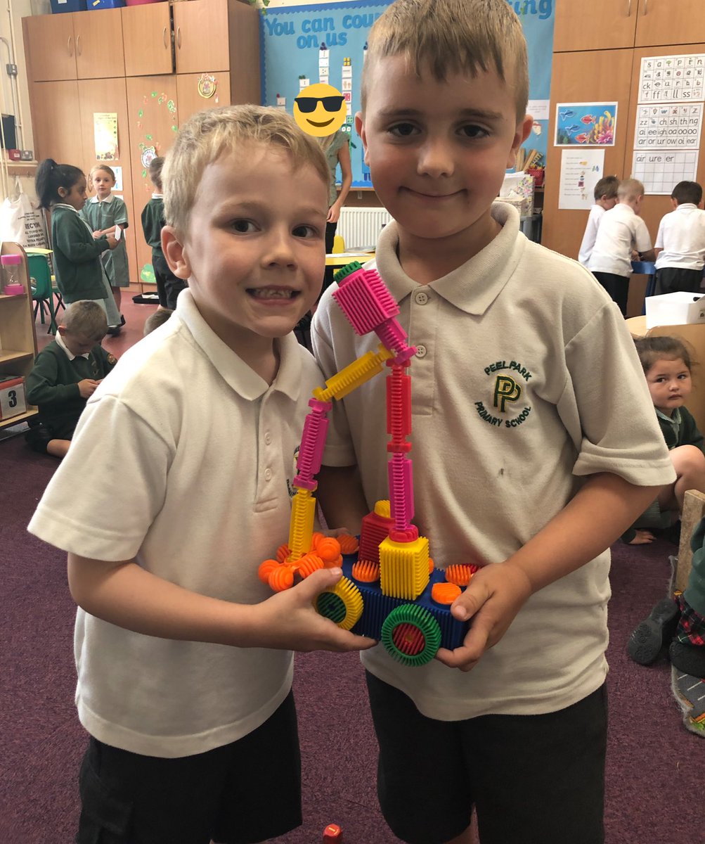 PeelparkClass3's tweet photo. These two boys collaborated to create a digger in the construction area this morning. They each came up with different ideas on how to make ‘the base, the engine and the structure’ of the digger. What a great team! 🌟 https://t.co/kr9EJwRsGc