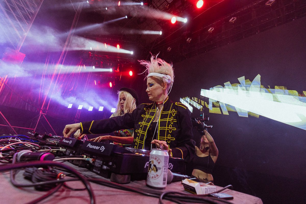 weekendbeachfes's tweet photo. La locura de @nervomusic  🔥❤️

#Weekendbeach2022 #SoyWeeker https://t.co/waHsik7oZf
