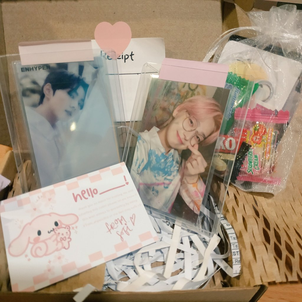 TaekenbyDdeonu's tweet photo. ๐ @mywishliz thank you so much for letting my adopt Sunoo Eniv ๐ญ the packaging was really pretty ๐ฅบ and secure. Thank you so much too for the freebies ๐๐
#from_mywishliz #ddeonuingback2u https://t.co/geRZhys3QG