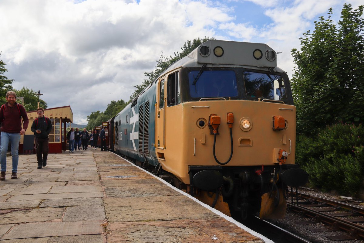 JosephB_05's tweet photo. It’s now a week and a half since I visited the East Lancs Summer Diesel Gala - how time flies! Another fantastic event and it was brilliant to be back behind 15🥰. @elrdiesel @Valiant50015 #DieselGala #EastLancs #Class50 https://t.co/lyRL6fHl3V