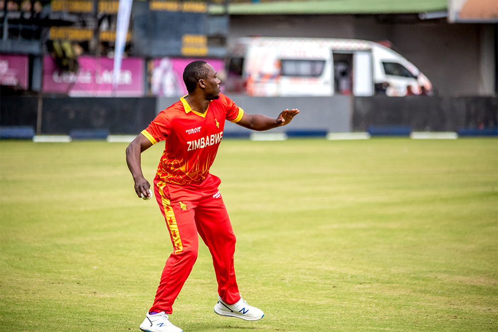 ZimCricketv's tweet photo. #5thMatch: After 12 overs, Jersey are 62-3 

(Carlyon 25*, Stevens 0*), need 85 runs in 48 balls 

Watch it LIVE on https://t.co/BA4jRh76Nt (in select regions) and FanCode (in the sub-continent) 📺 https://t.co/sep3IFiqcN