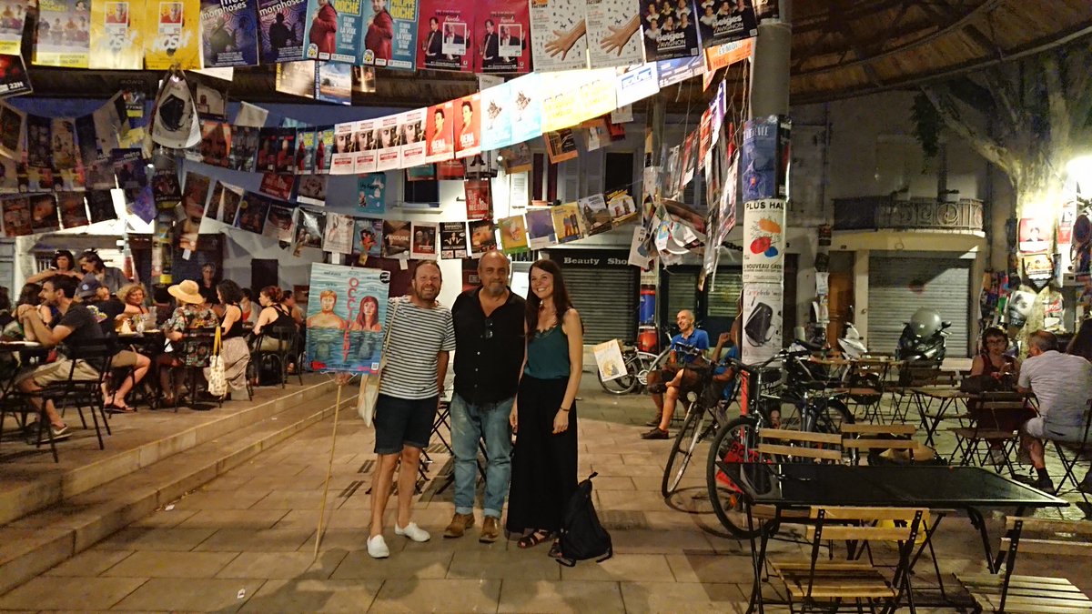 BenoitBesancon's tweet photo. Hier, nous avons jouer "Occident" et Rémi De Vos,  l'auteur de la pièce était dans la salle.
Ça lui a beaucoup plus!!
C'est à 20h pendant tout le festival au Pixel Avignon salle Bayaf.
#festivaloffavignon #remidevos #occident #pixelavignonsallebayaf #theatre #lacampuscompagnie https://t.co/L9YpPuumDk