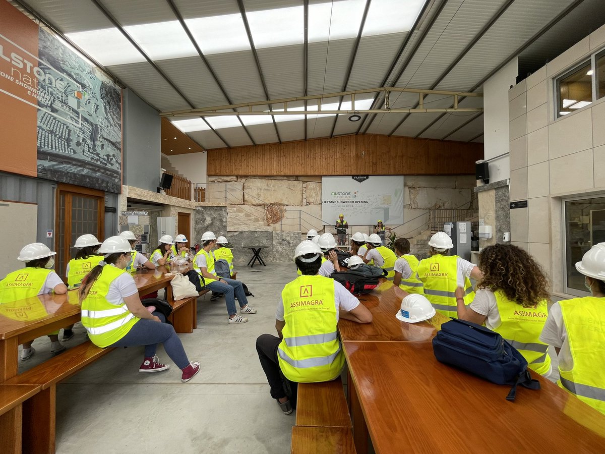 gustgap's tweet photo. Day 2 of “Science in Vacations” @CERENA_research from @istecnico: the adventure starts in @Filstonenatural #RawMat_CERENA #naturalstone #dimensionstone https://t.co/Ptku2DEcUS