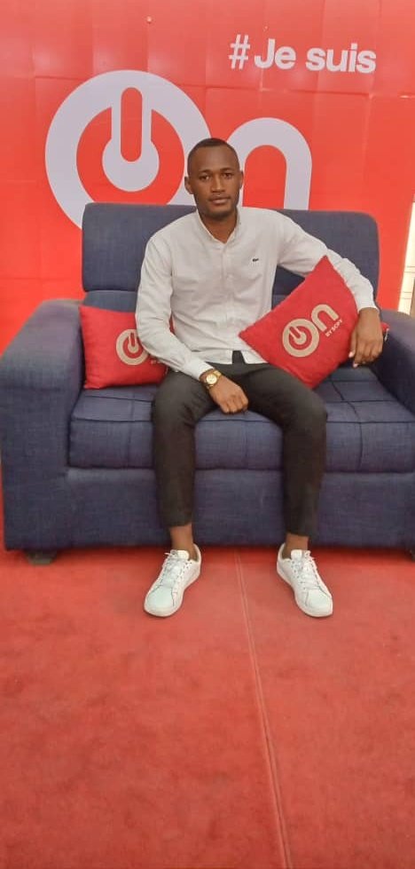 bwalungu_deo's tweet photo. Soyez @OnbySCPT et
✓ Profitez d'un accès illimité grâce à l'Internet haut débit sur fibre optique.
✓ Détendez-vous avec des saisons complètes de programmes originaux sur vos chaînes TV préférées.
✓ Profitez d'une téléphonie illimité pour rester en contact avec vos proches. https://t.co/omXmbc5fVk