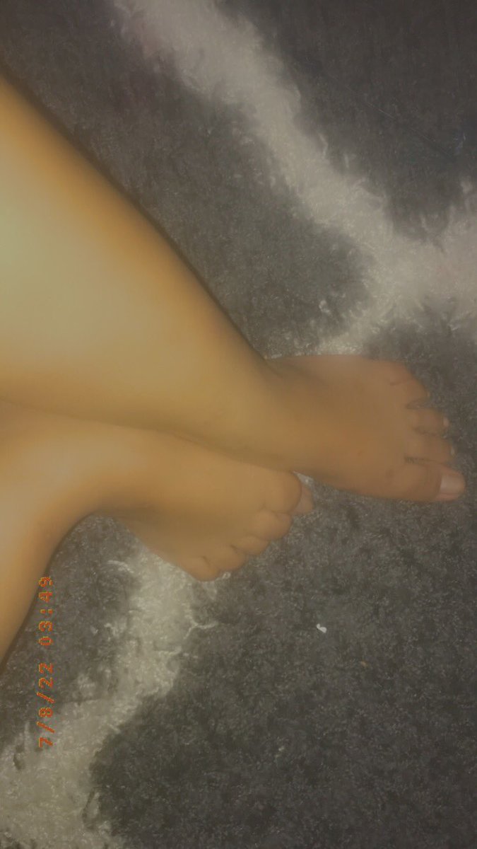 Anyone wanna lick my feet?