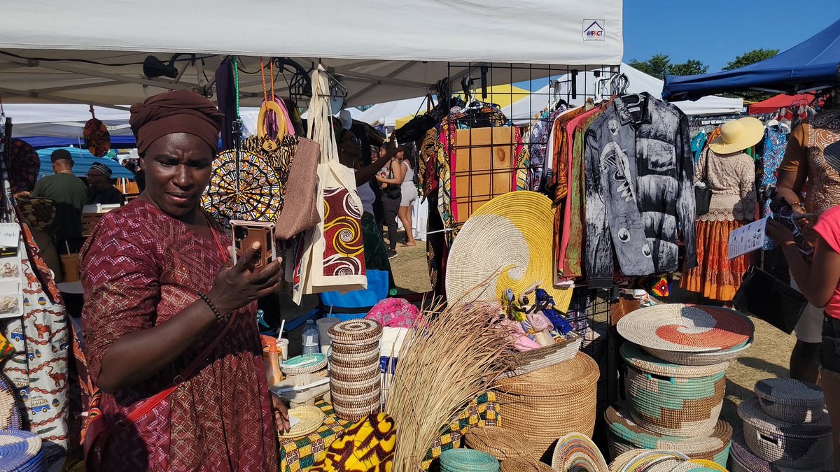 ivyprosper's tweet photo. More @afrofest highlights from the weekend at Woodbine Park, Toronto.
Afrofest is the biggest free #African Festival in North America!!
#Toronto #Africa #culture #afrofest2022 https://t.co/DEv04ESsO2
