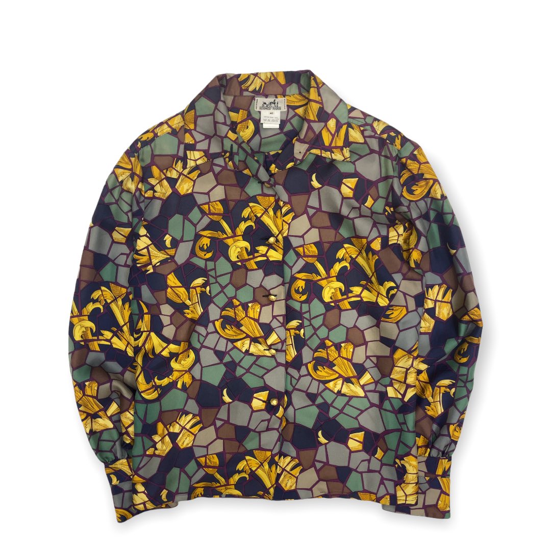 mo_zeal's tweet photo. ＼ NEW ITEM ／

HERMES
Vintage silk shirt

#hermesshirt #hermesvintage #エルメスヴィンテージ #mozeal #モジール #古着 #古着屋 #藤沢 #藤沢市 #湘南 #湘南台 #セレクトショップみたいなリサイクルショップ https://t.co/r9myns4W9U