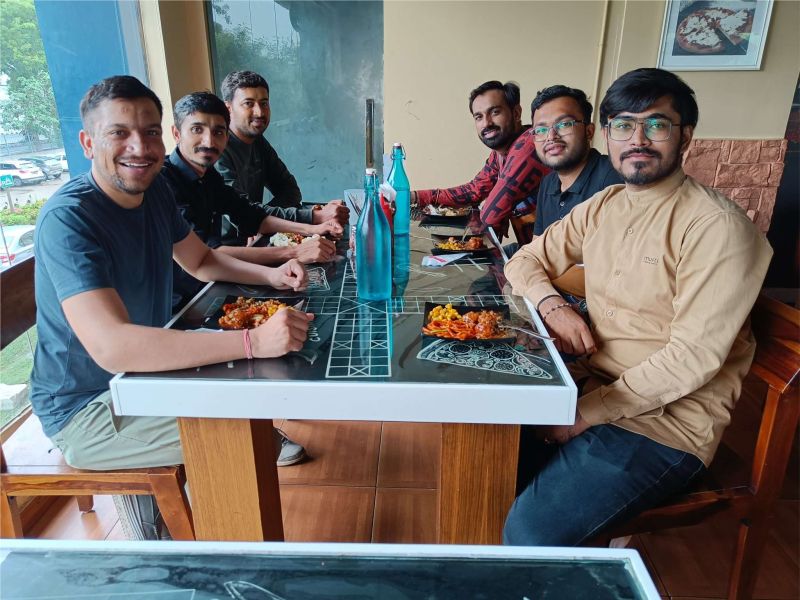 CodewhizS's tweet photo. We work hard, we party harder!
What better way can there be to connect with each other in a team other than a team lunch?
#happyfaces #teamlunch #teambonding #peoplefirstculture #CodeWhiz #digitalagency #teaming #wordpress #CodewhizSolutions https://t.co/hJYQvNsVIm