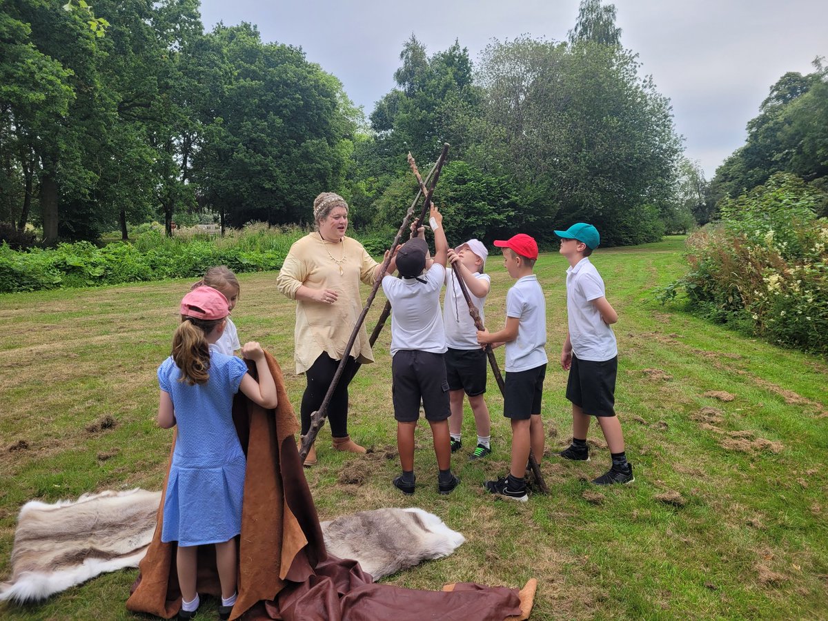 CarnarvonUpperSchool tweet media